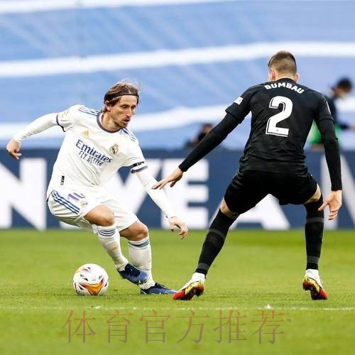 媒体:尽管出场时间下滑 但魔笛希望留队再战一年 媒体:尽管出场时间下滑 但魔笛希望留队再战一年